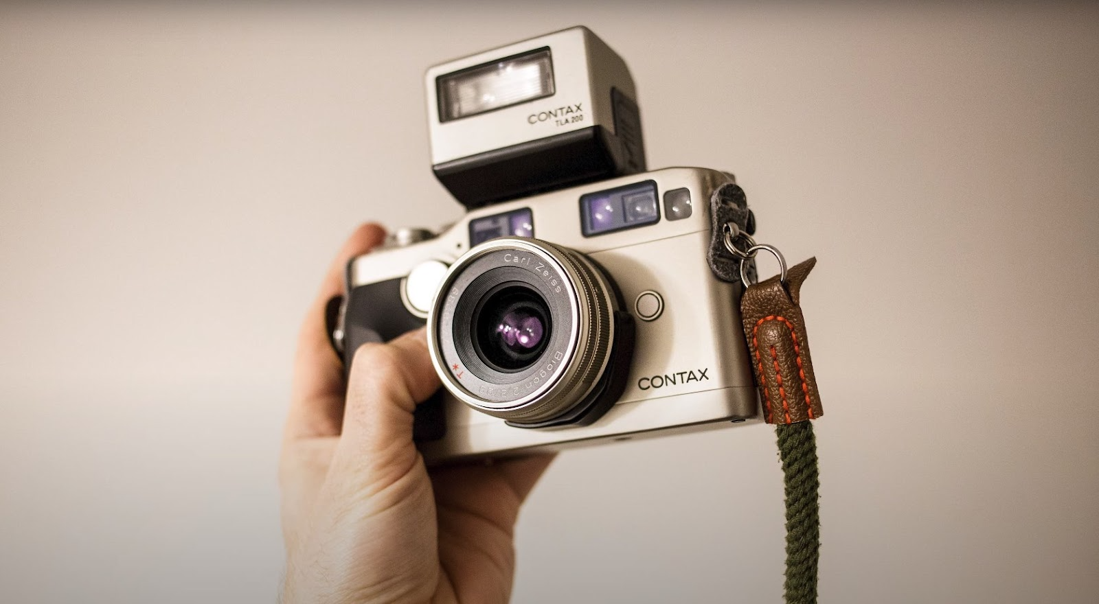 Contax G1 vs G2: Choosing the Perfect Contax G Model - Project 1231